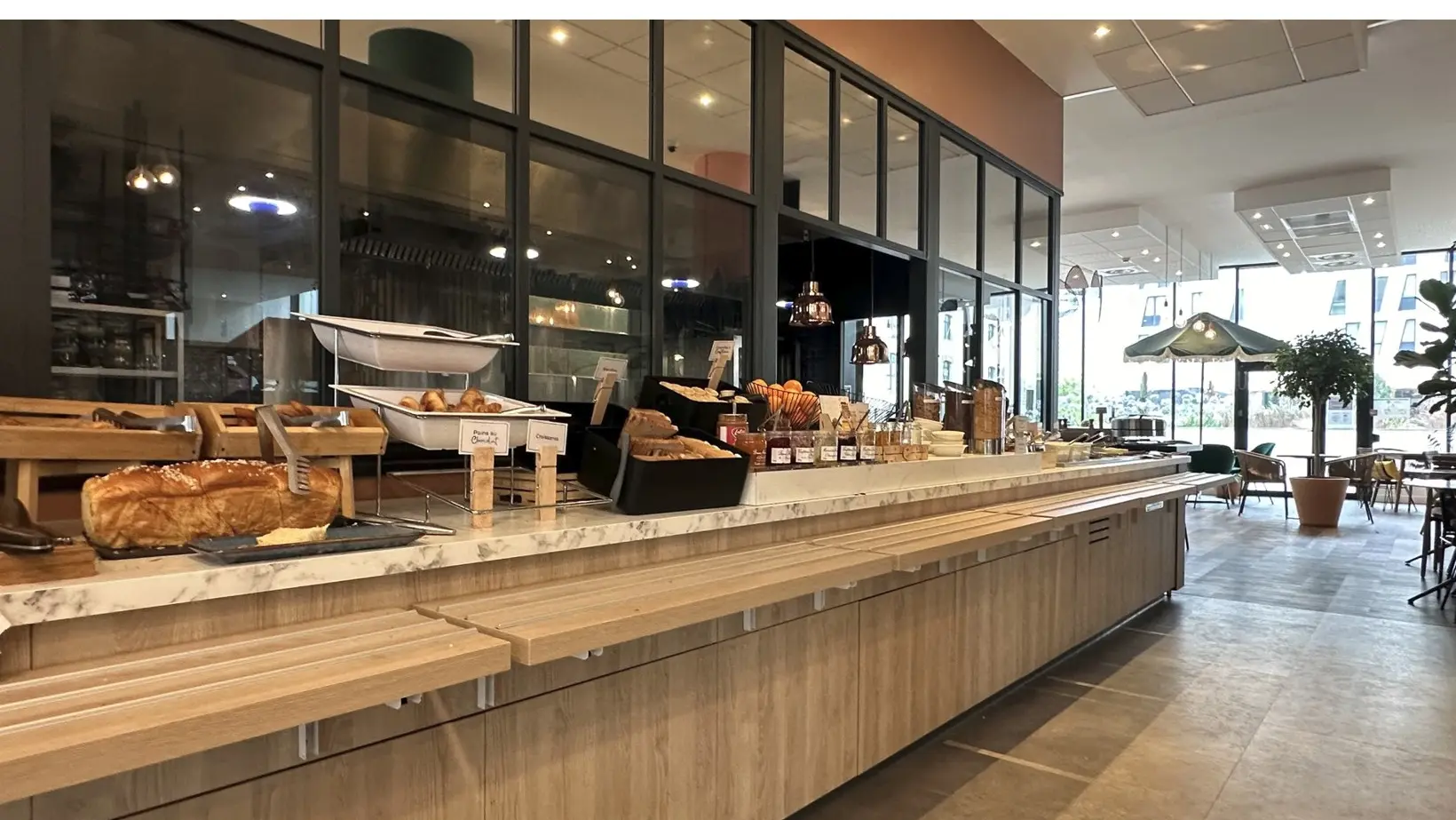 Buffet de petit-déjeuner