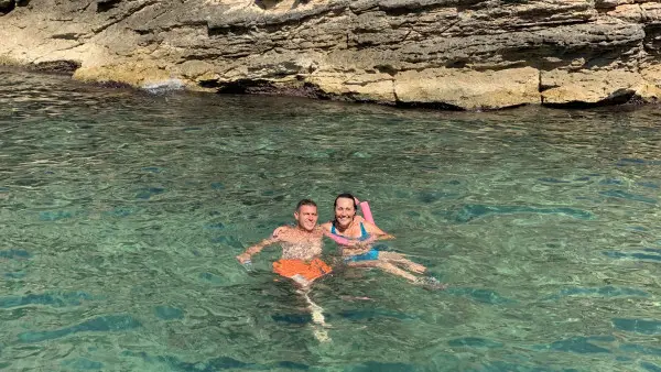 Croisière dans les calanques du Frioul avec café & baignade - Quai d'honneur Mairie