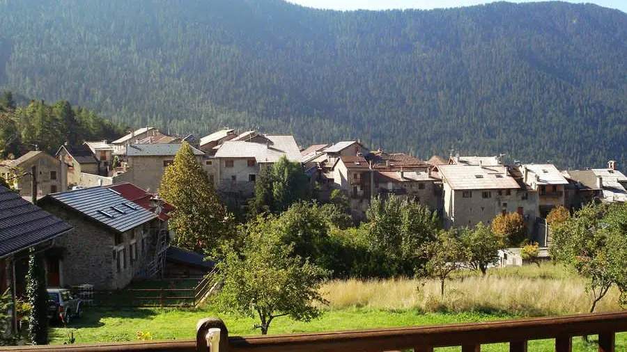 Gîte Les Rhododendrons-Vue du balcon-Valdeblore-Gîtes de France des Alpes-Maritimes