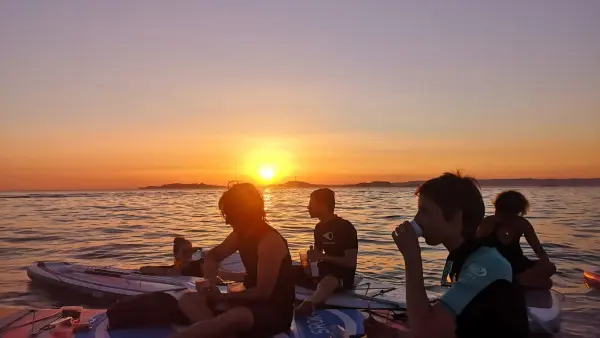 Sunset apero stand up paddle