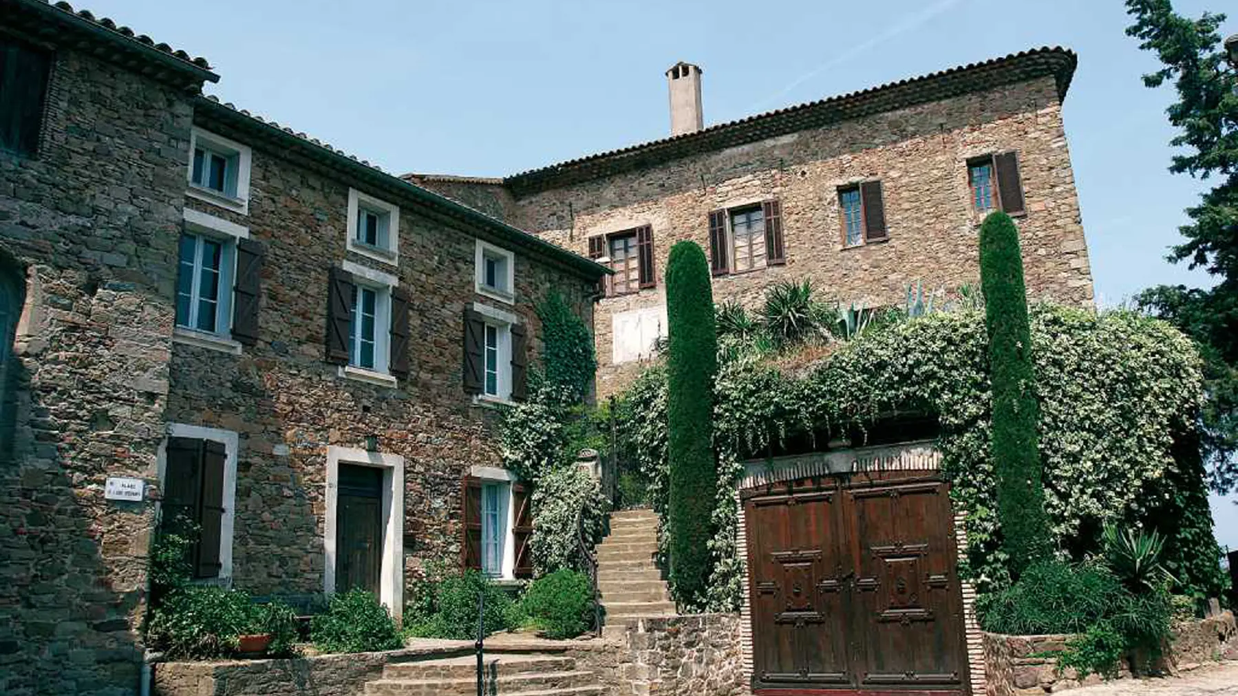 Le Village Roquebrune-sur-Argens