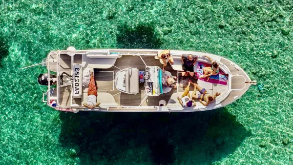 Private boat tour into the Calanques National Park