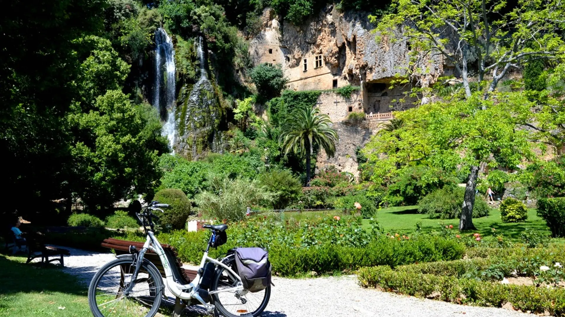 Cascade de Villecroze