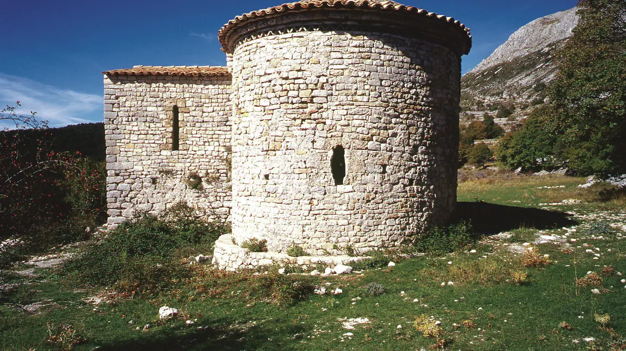 Chapelle Saint Michel de Lagnes