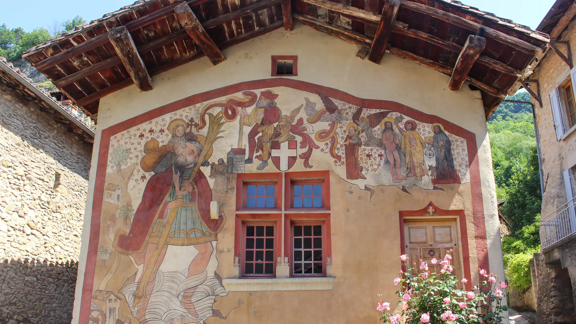 Fresque sur façade de maison à Saint-Sorlin en Bugey