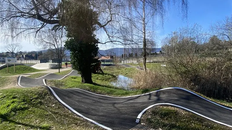 Pump track de la Plaine sportive de Belley_Belley