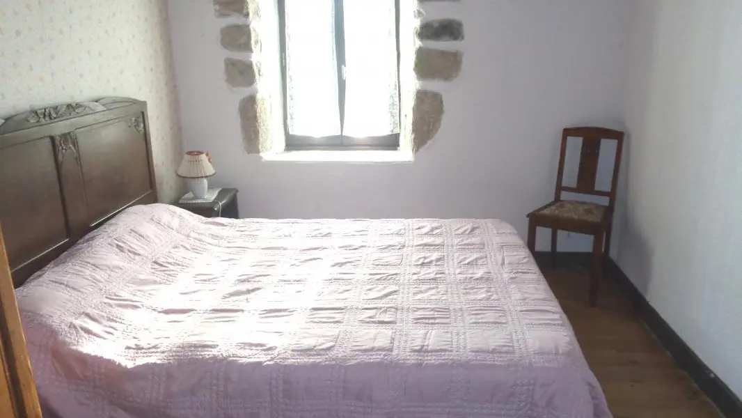 Chambre avec 1 lit 2 personnes