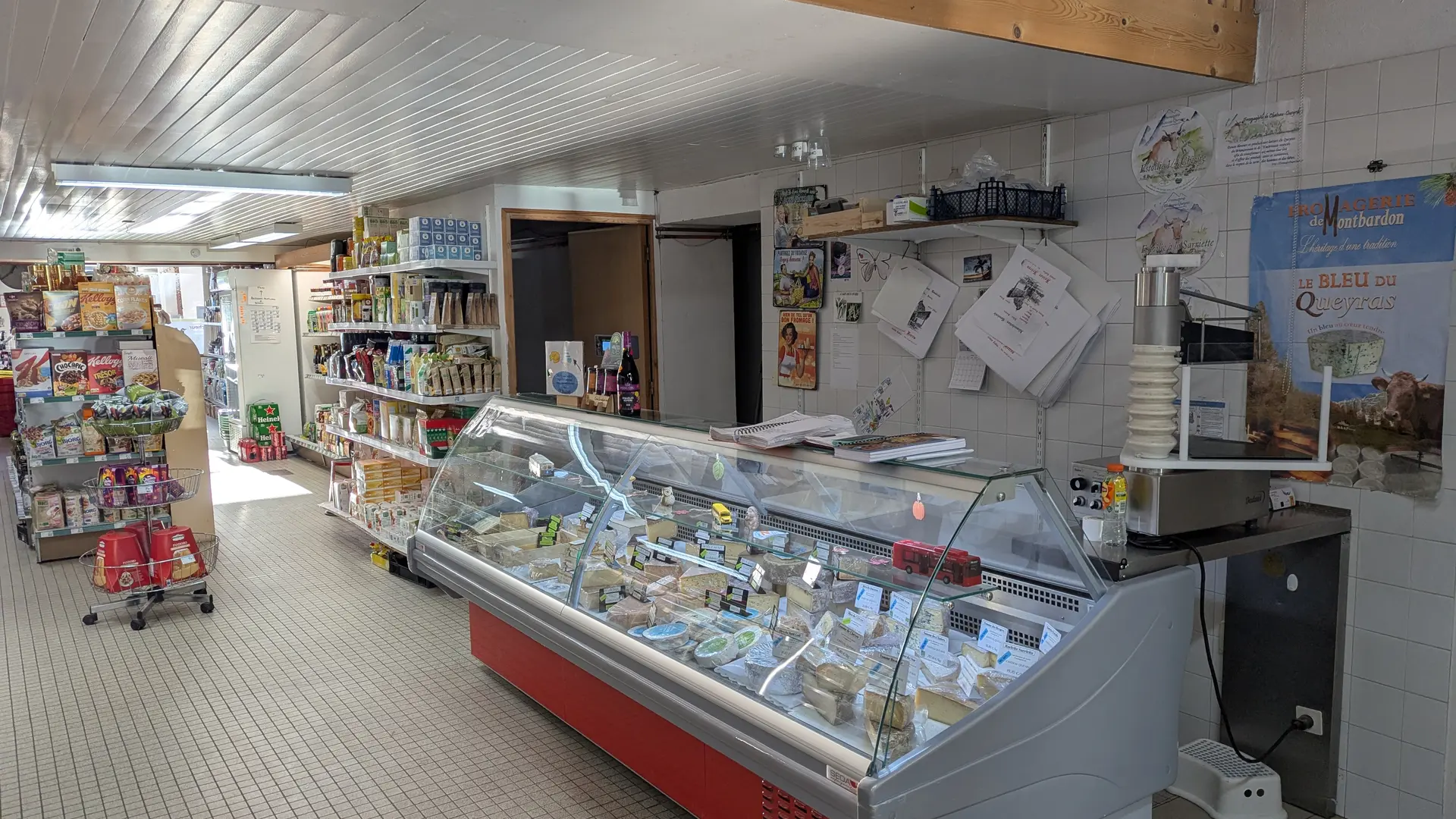 Supérette Proxi_Ceillac