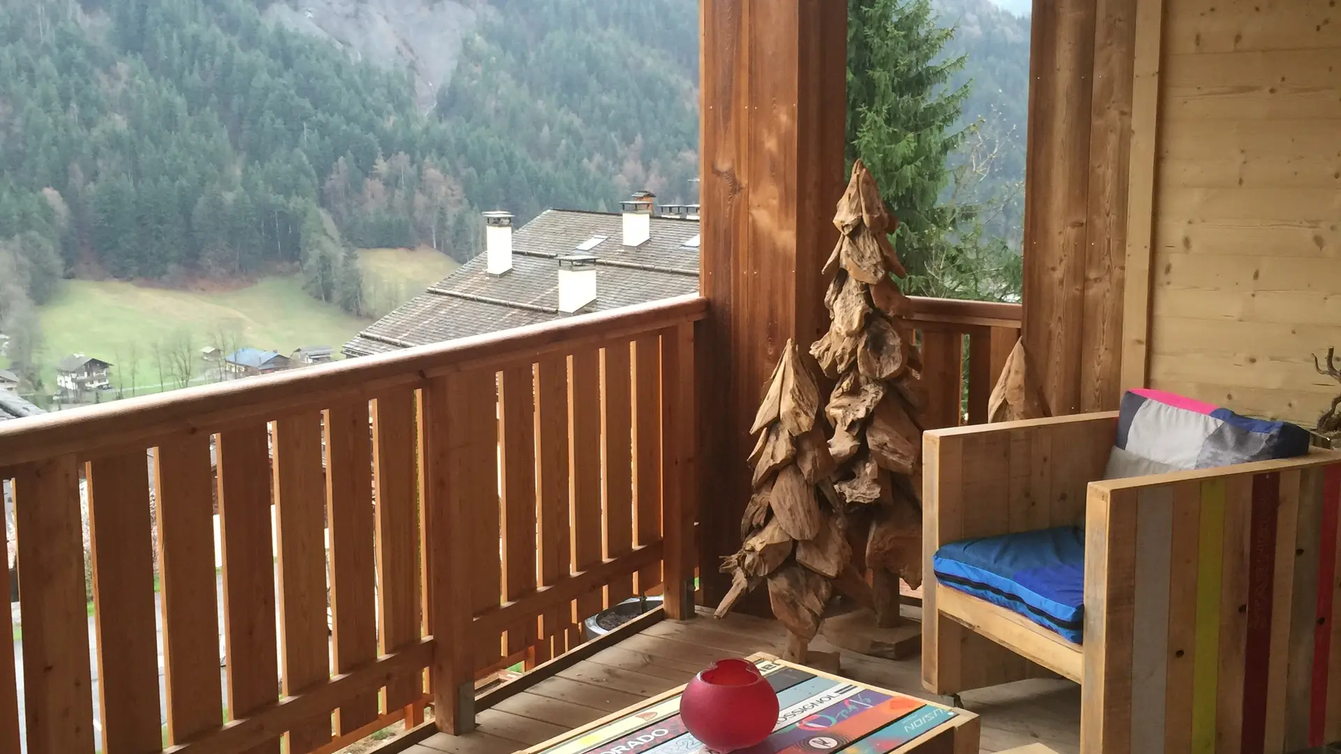 Balcon terrasse/Balcony terrace-Yuva-Le Grand-Bornand
