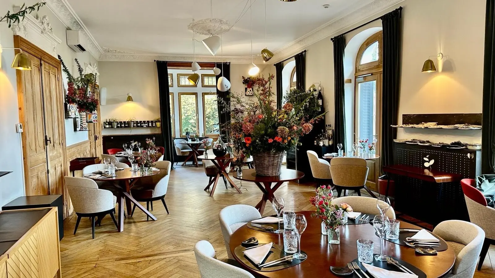 Salle de restaurant Eclosion