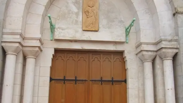 Eglise de Renaison © mmorelli