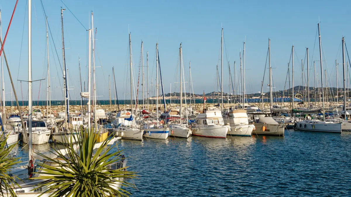 Vue sur le port