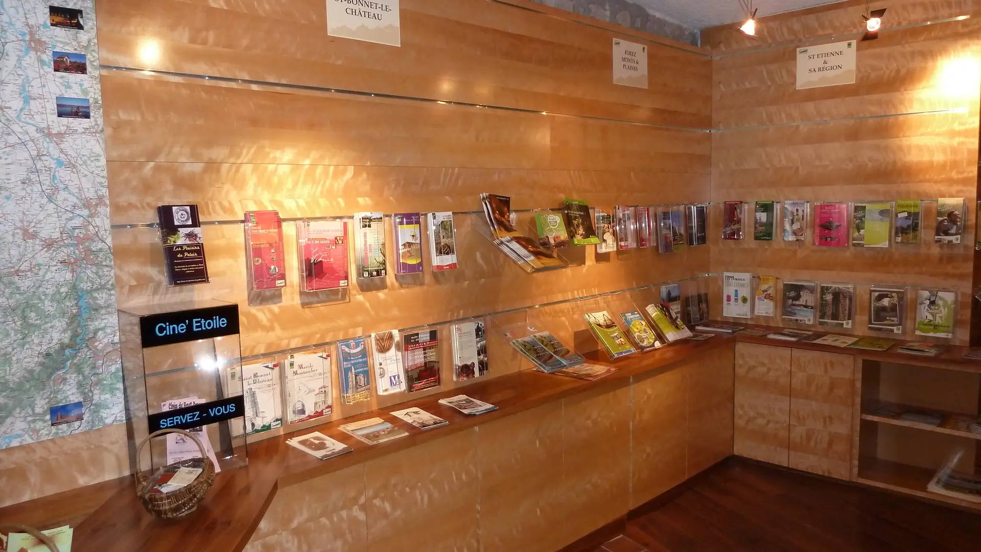 Office de tourisme Pays de St-Bonnet-le-Château - Bureau de St-Bonnet-le-Château (42-Loire)