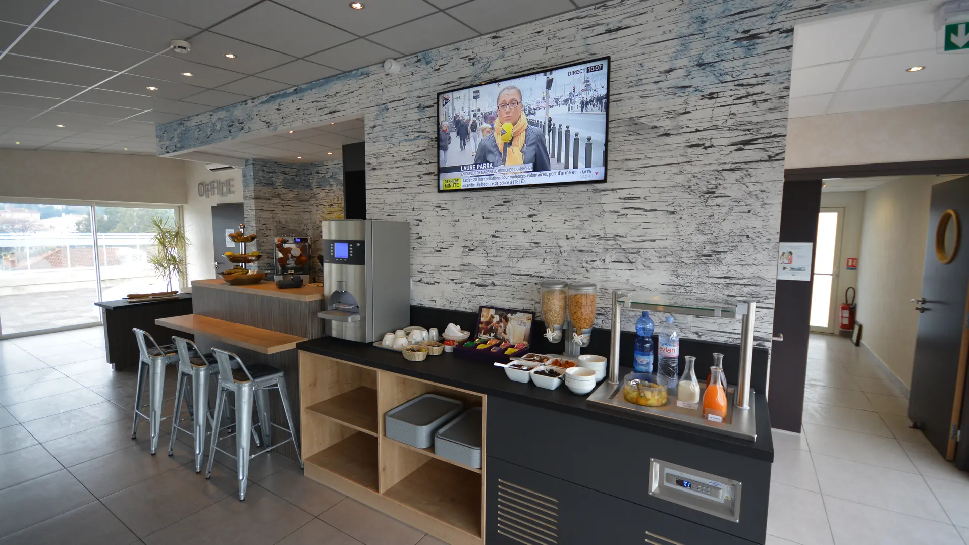 Buffet petit-déjeuner