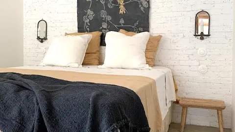 La Terrasse du Pont Julien_L'Isle-sur-la-Sorgue Lit queen size