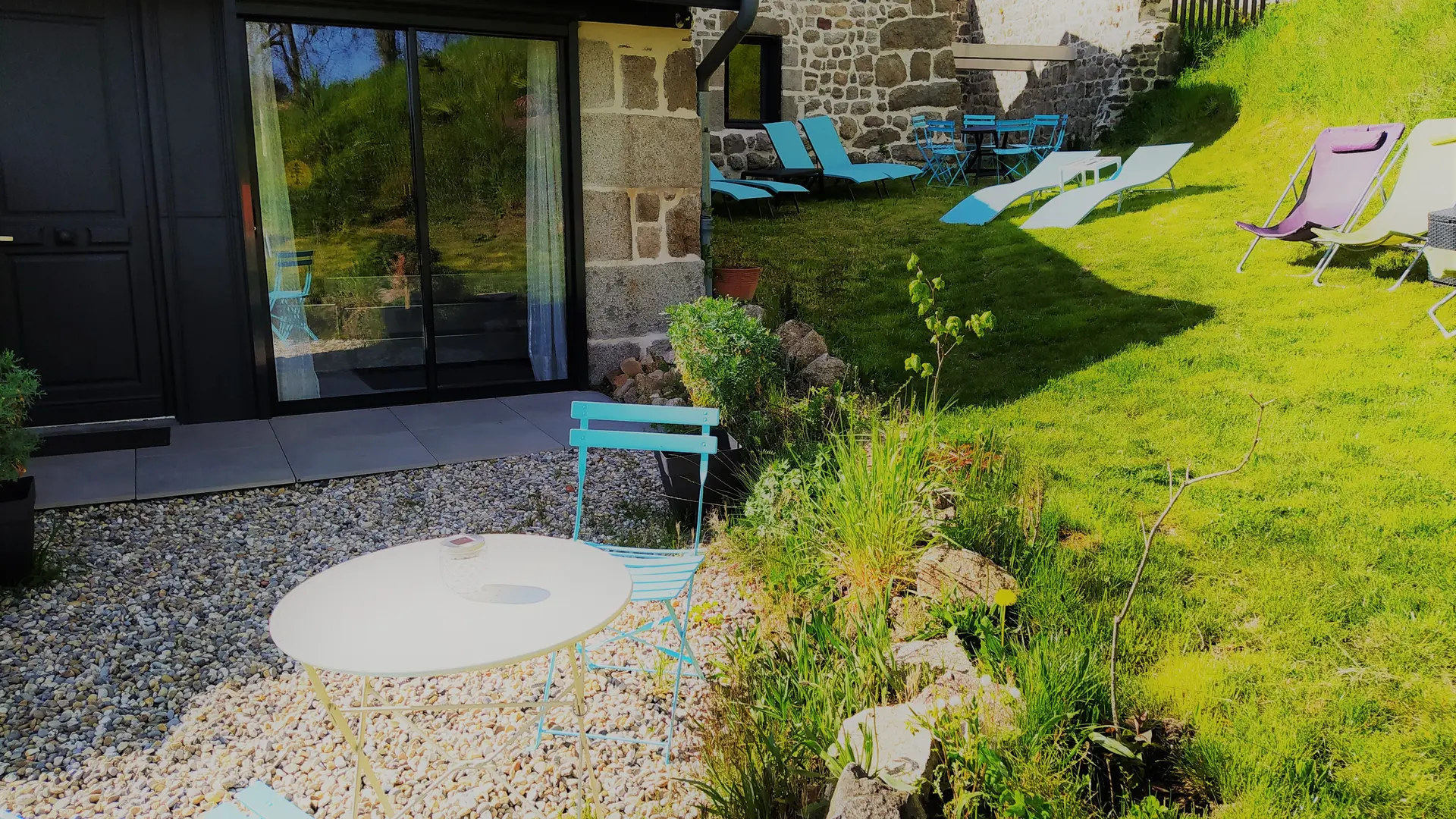 La Bâtisse aux Lanternes - Gîtes de Charme à St Bonnet le Château (42)