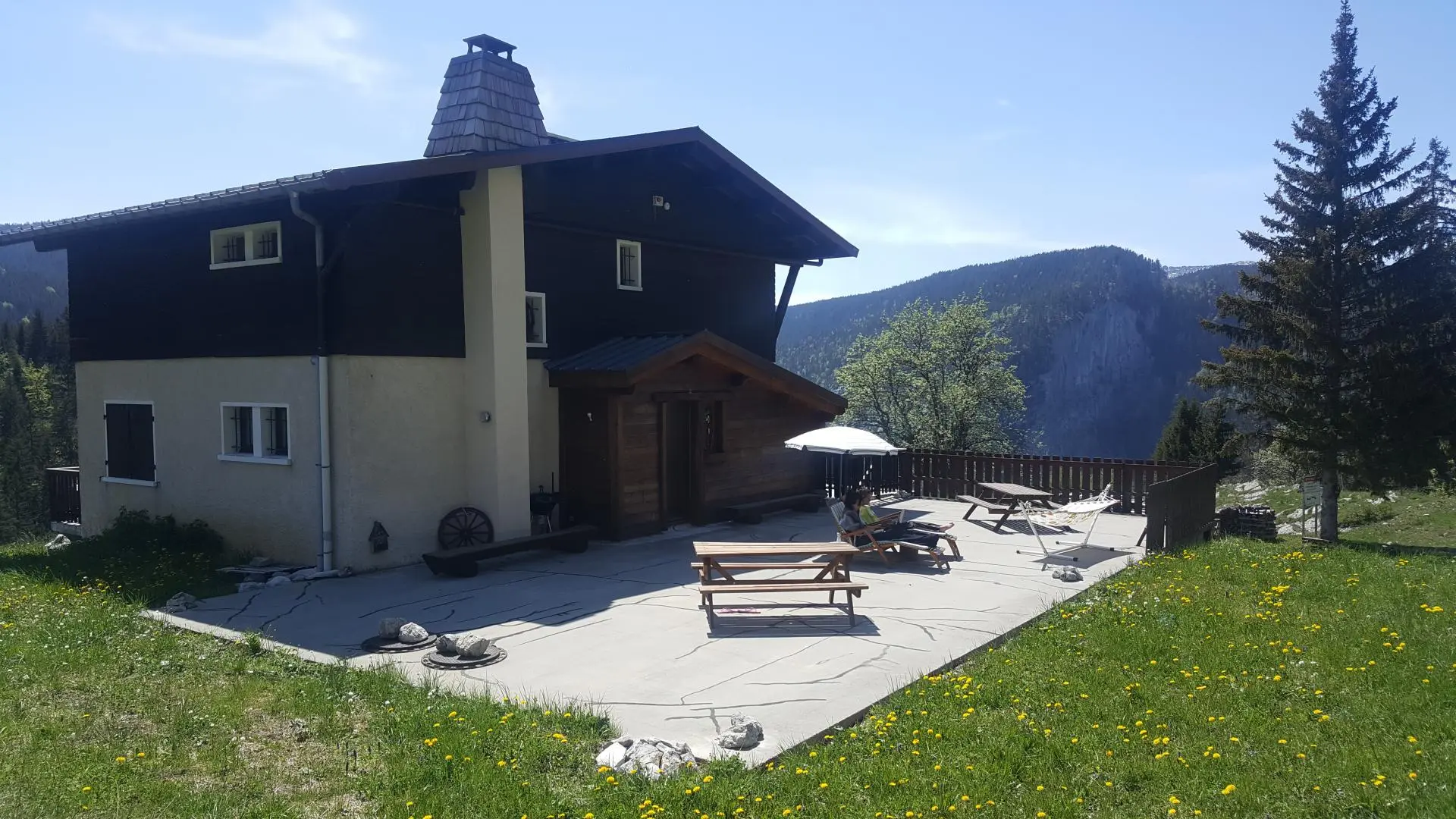 La terrasse commune