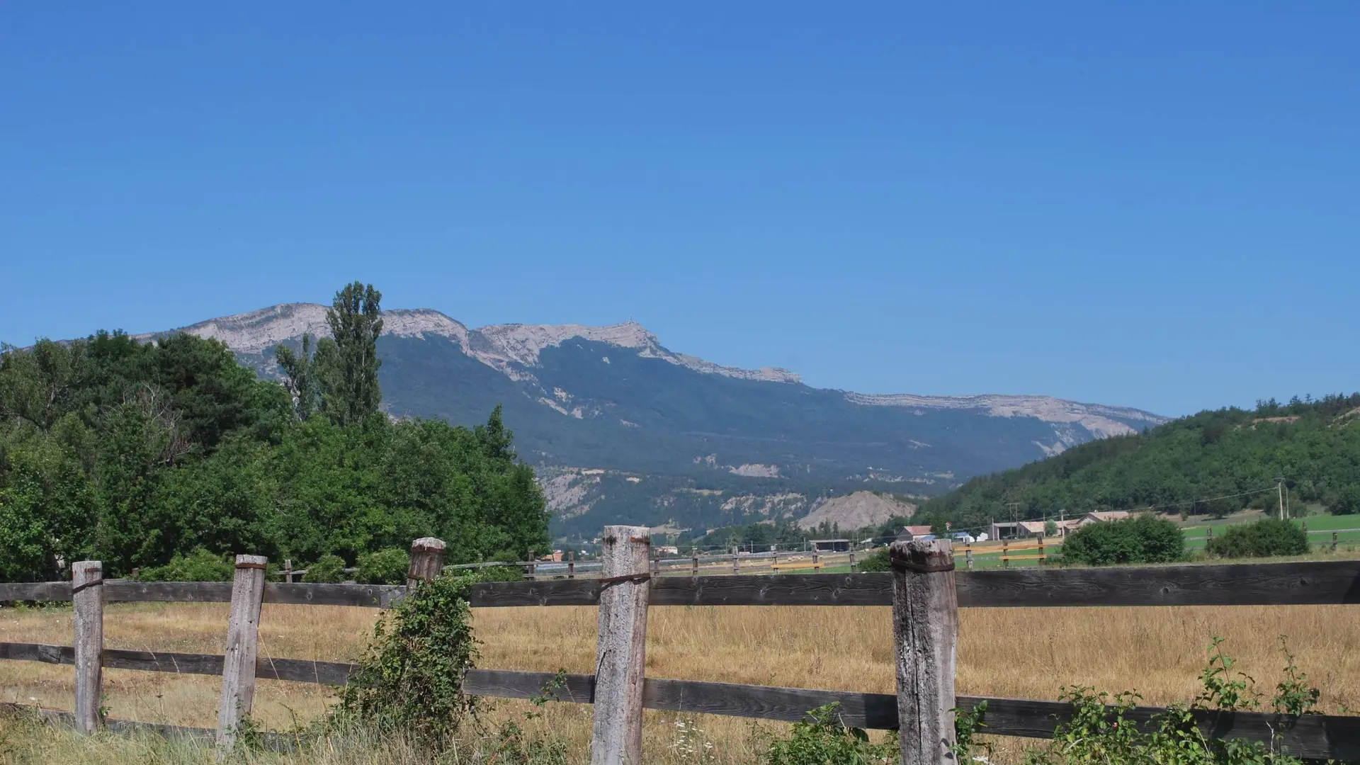Face au Rocher de Beaumont