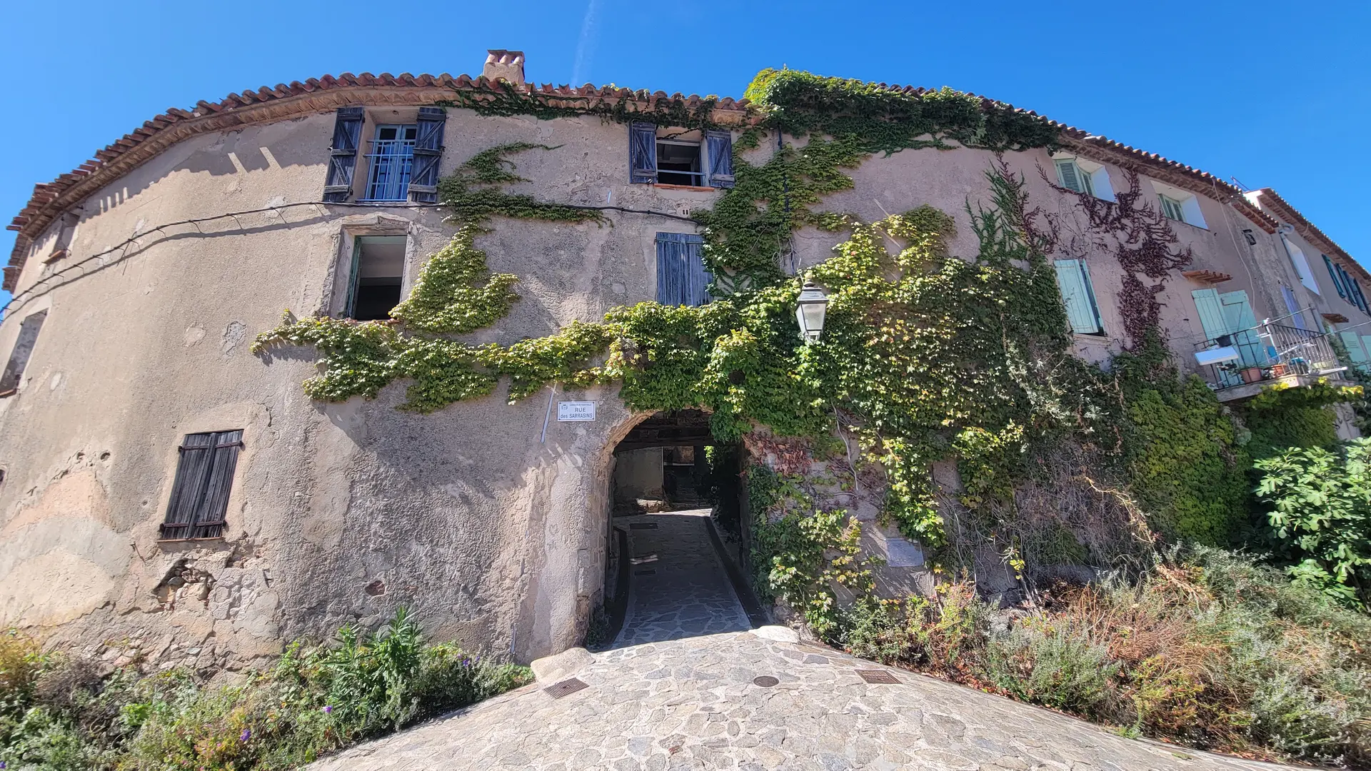 Porte Sarrasine