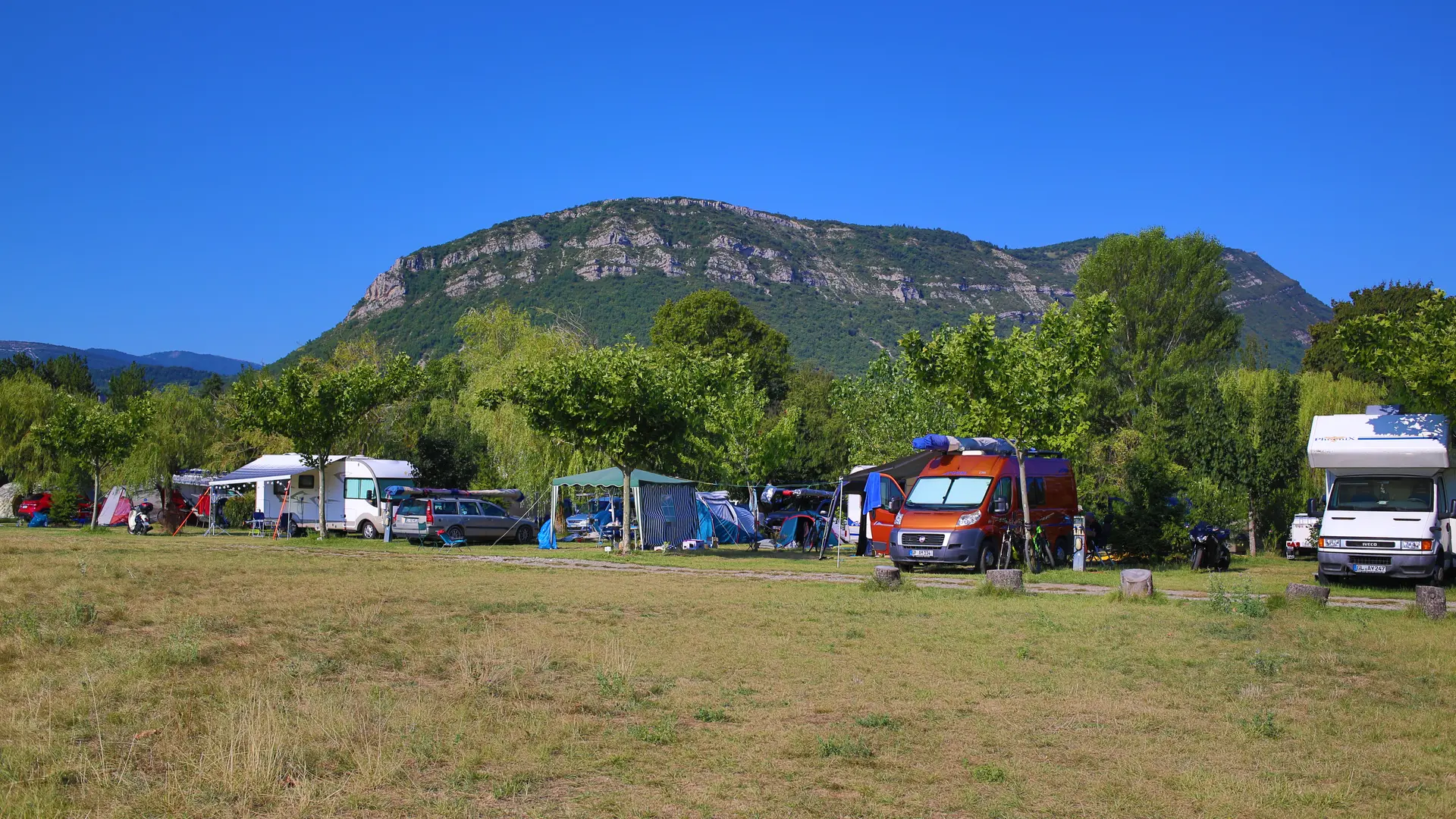 Emplacements camping cars