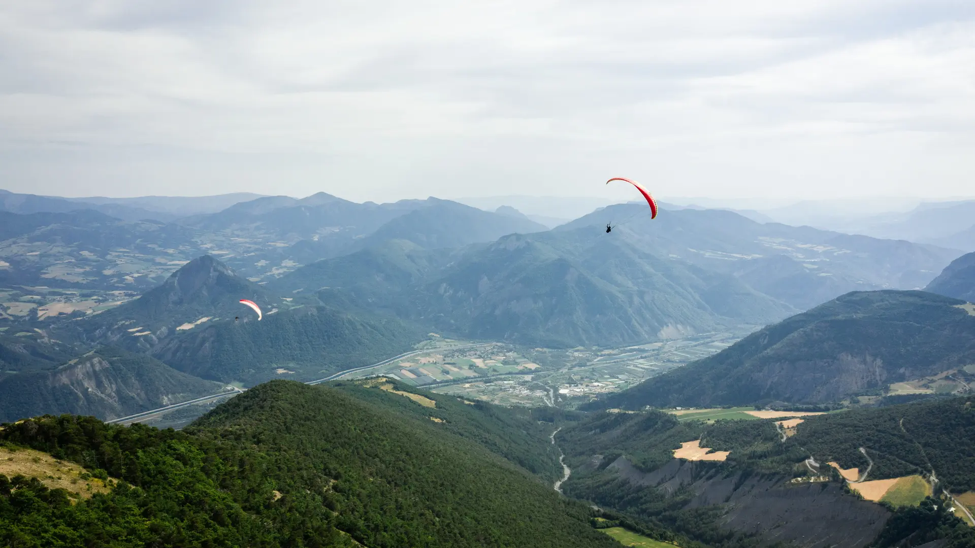 Aire d'envol FFVL Mont-Colombis