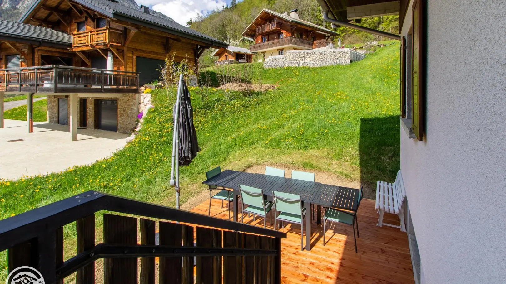 Accès à terrasse privative