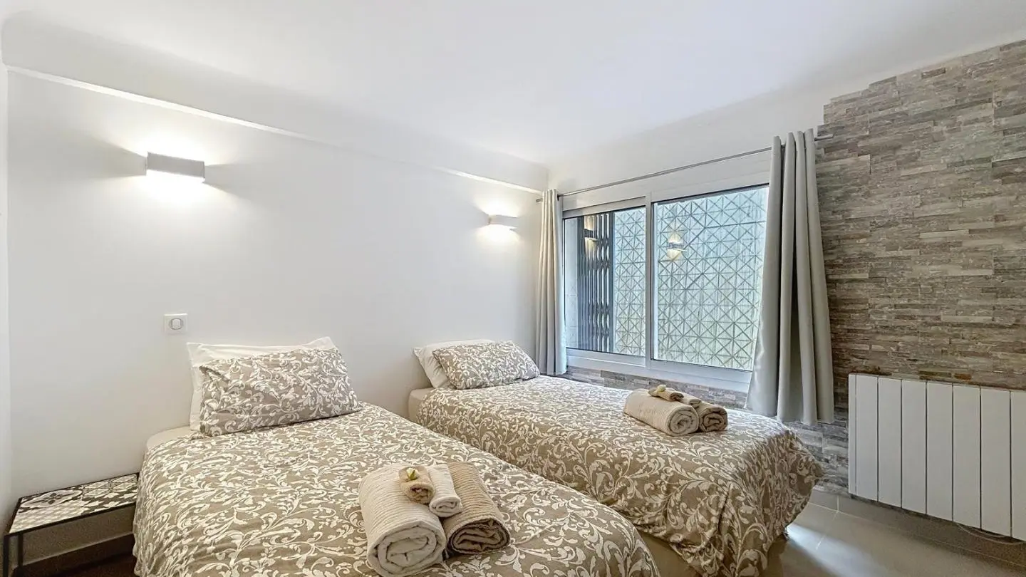 Villa Kriss-Chambre lits simples-Nice-Gîtes de France des Alpes-Maritimes