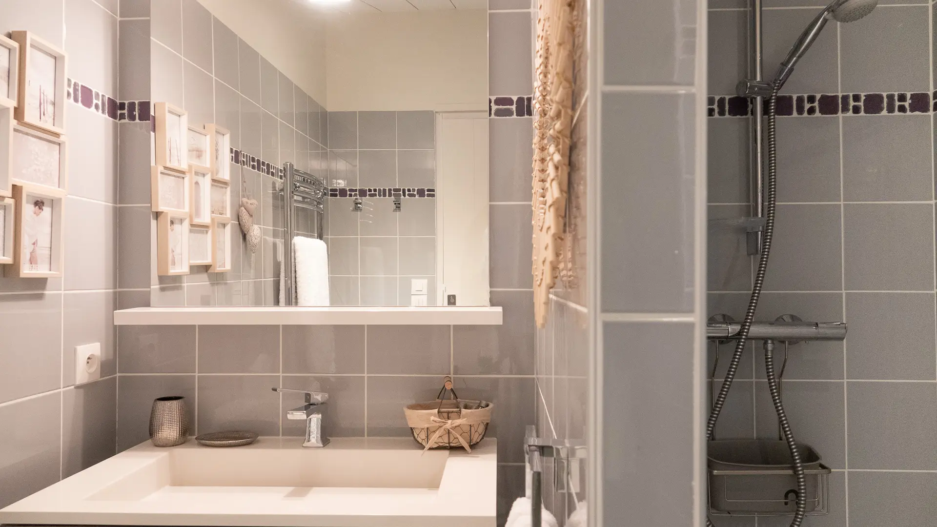 Salle d'eau 4 Coquelicot