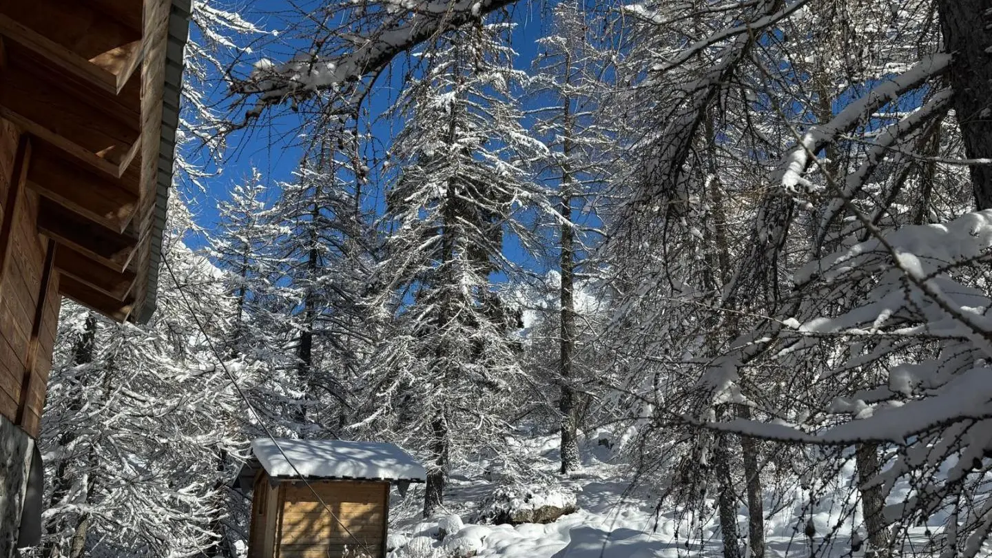 Gîte L'Esquirol en hiver-Belvédère-Gîtes de France des Alpes-Maritimes