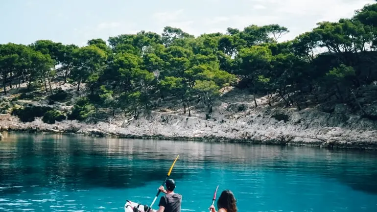 Kayak dans les Calanques au départ de Cassis