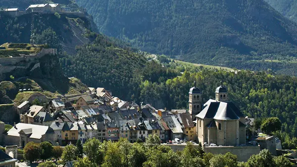 BriaNçon, ville d'art et d'histoie