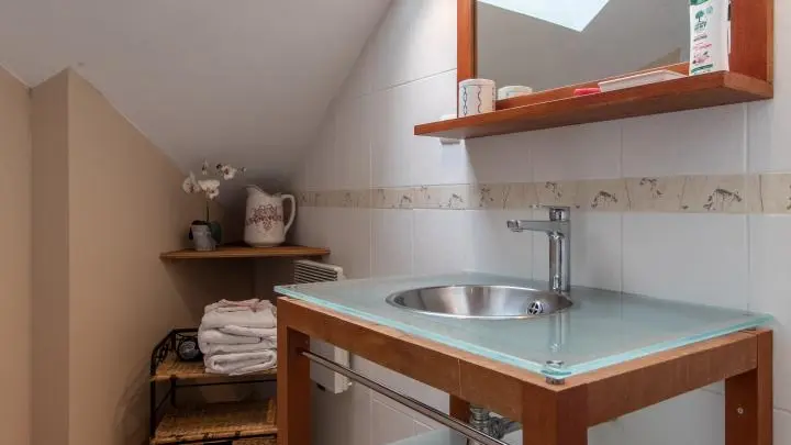 Cabinet de toilette de la chambre Capucine
