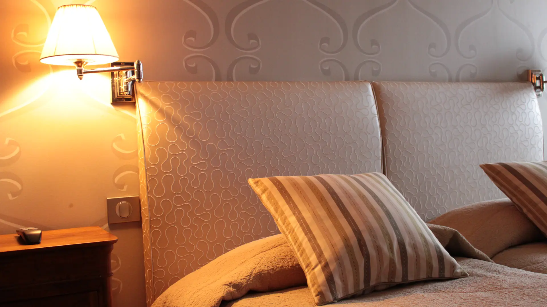Hotel restaurant Chartron_Saint Donat