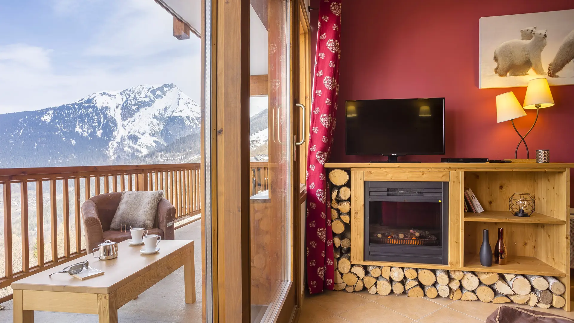Vue sur balcon et salon appartement MMV