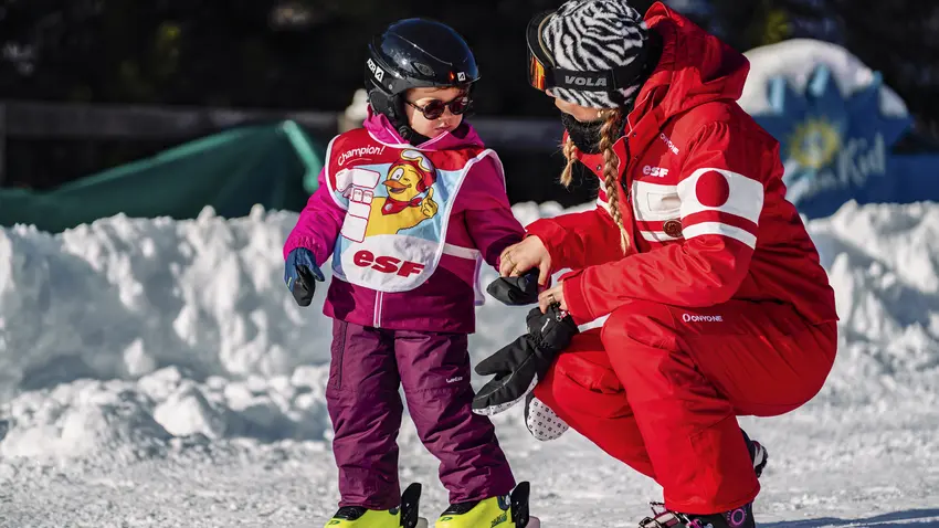 Club Piou Piou dans le jardin des neiges