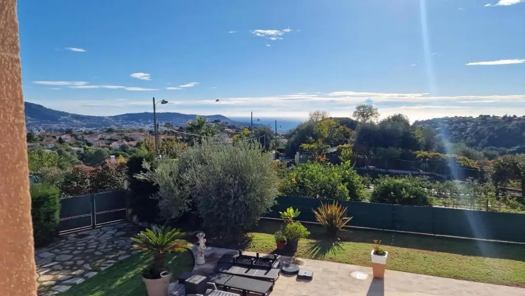 Vue Gîte Au Balcon de Pessicart Gîtes de France Alpes-Maritimes Nice