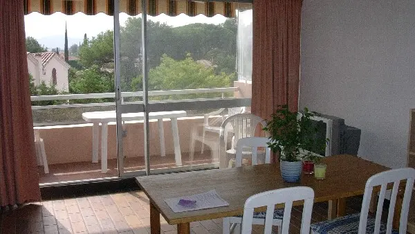Appartement dans une résidence - Tamaris - Protin Laurence