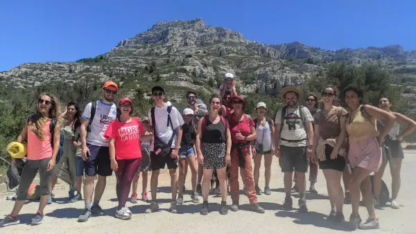 Naturopathic hike and poetry in Calanque of Sugiton (half-day)