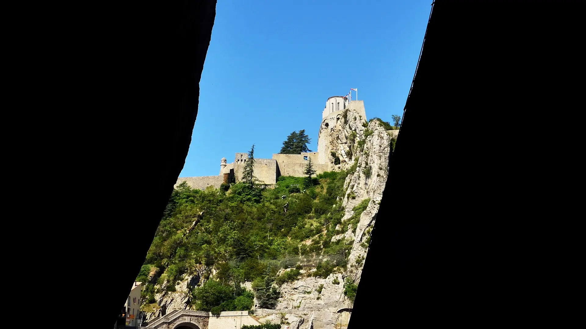 Escalade au Rocher de la Baume