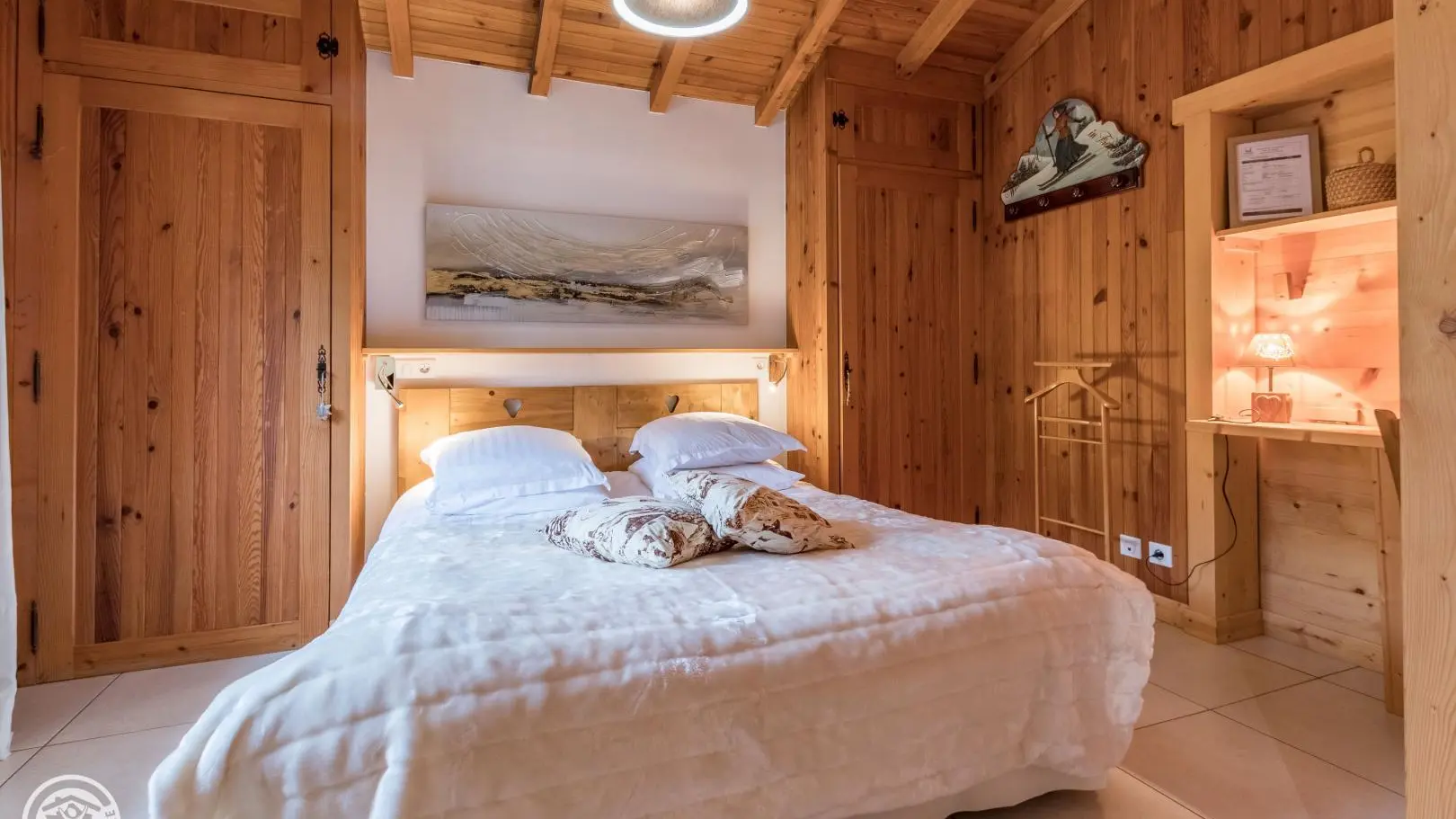 Chambre 1 RDC : lit 160x190cm