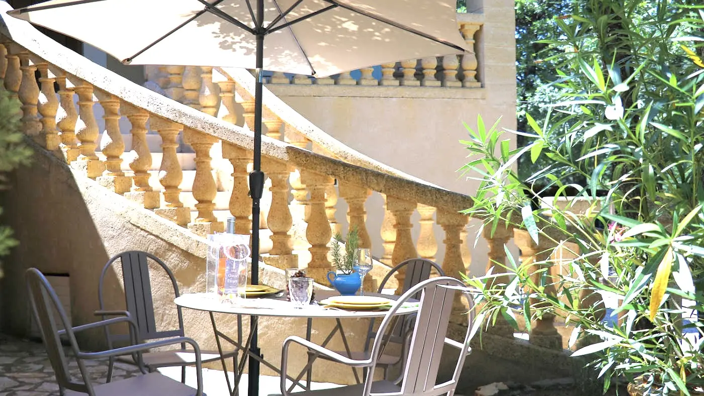 La Villa du petit bois terrasse Les Lavandes