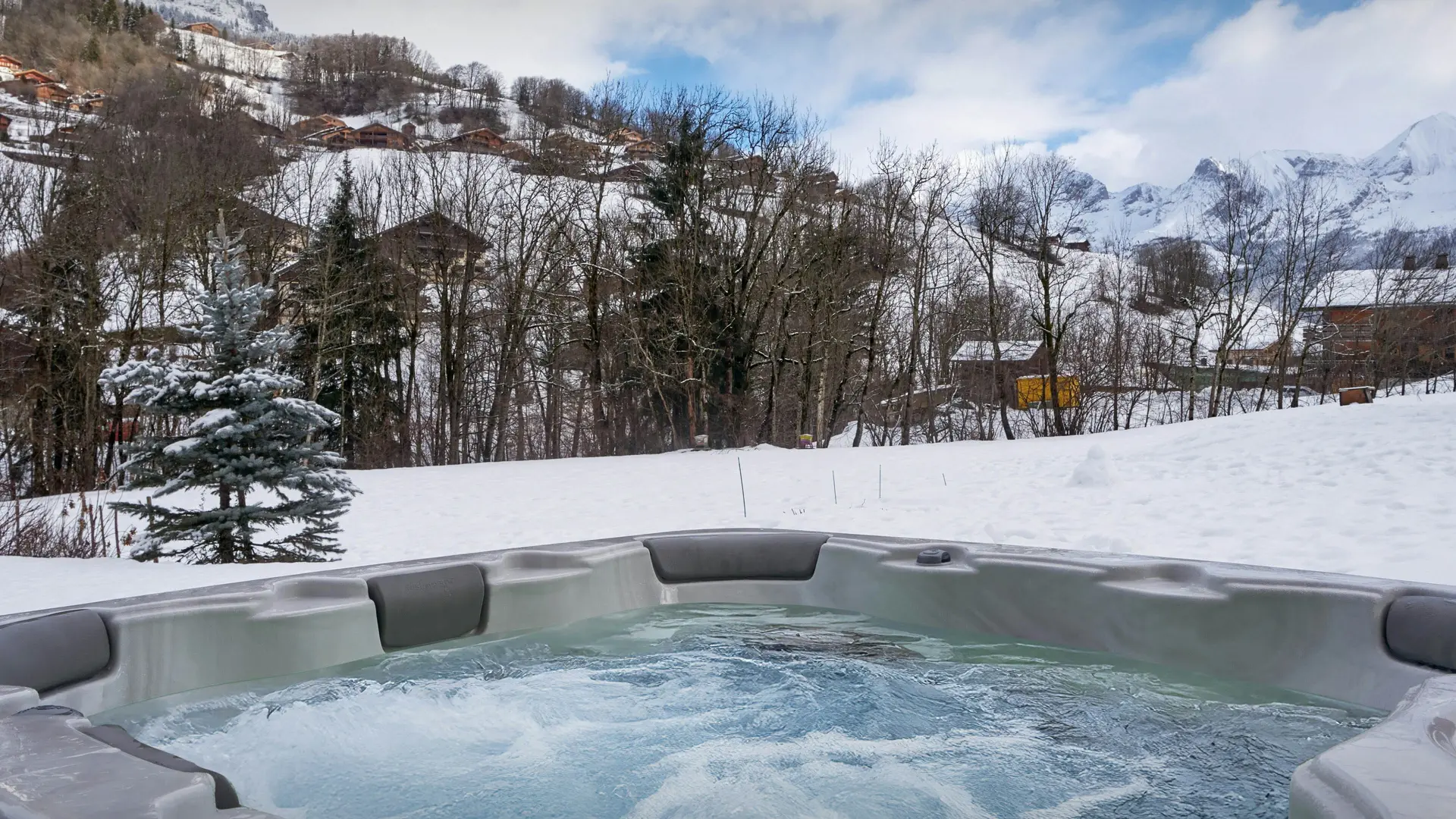 Jacuzzi