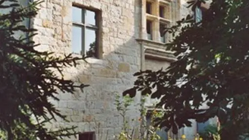 Château de Larrazet