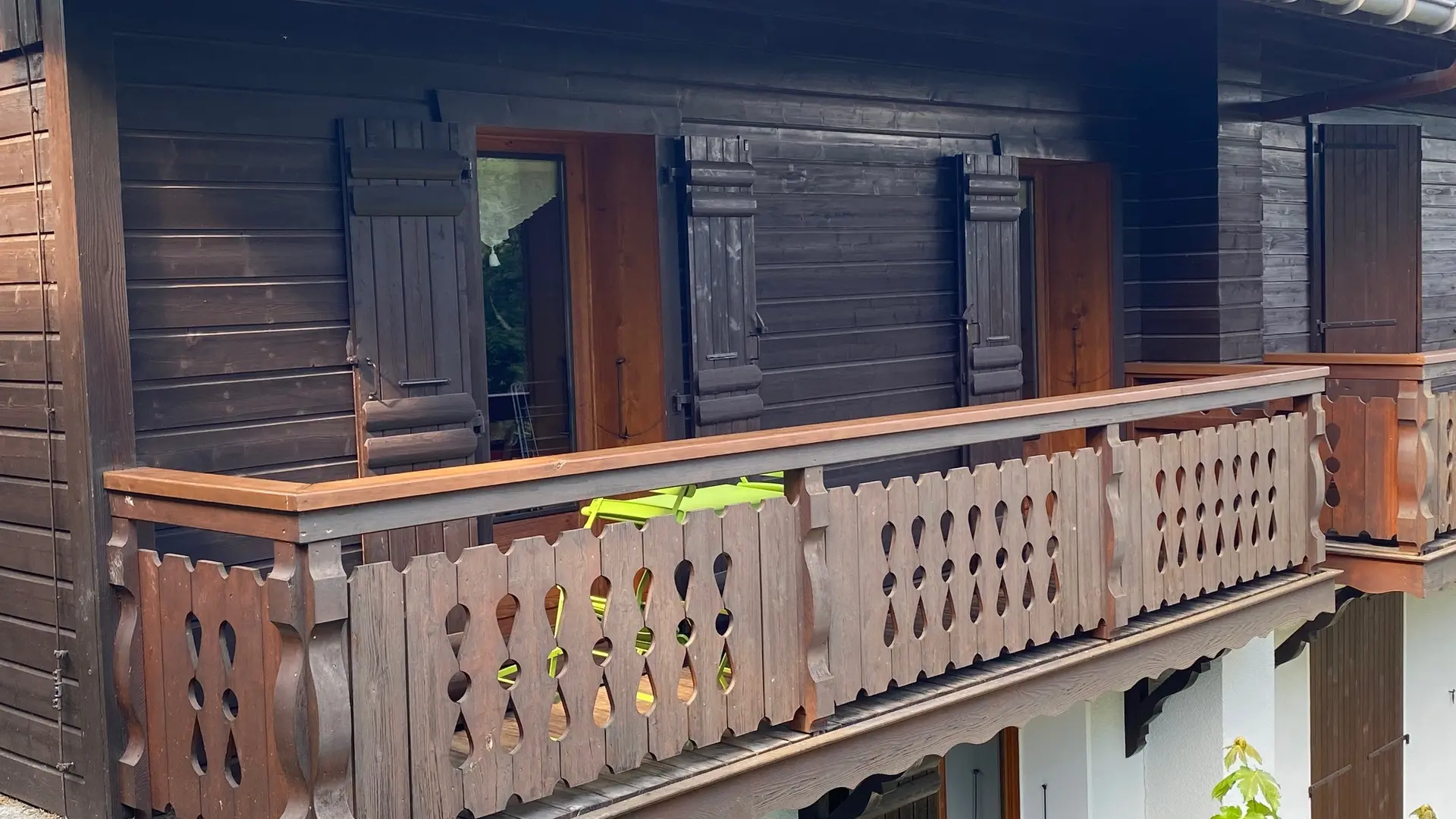 Vue appartement et balcon