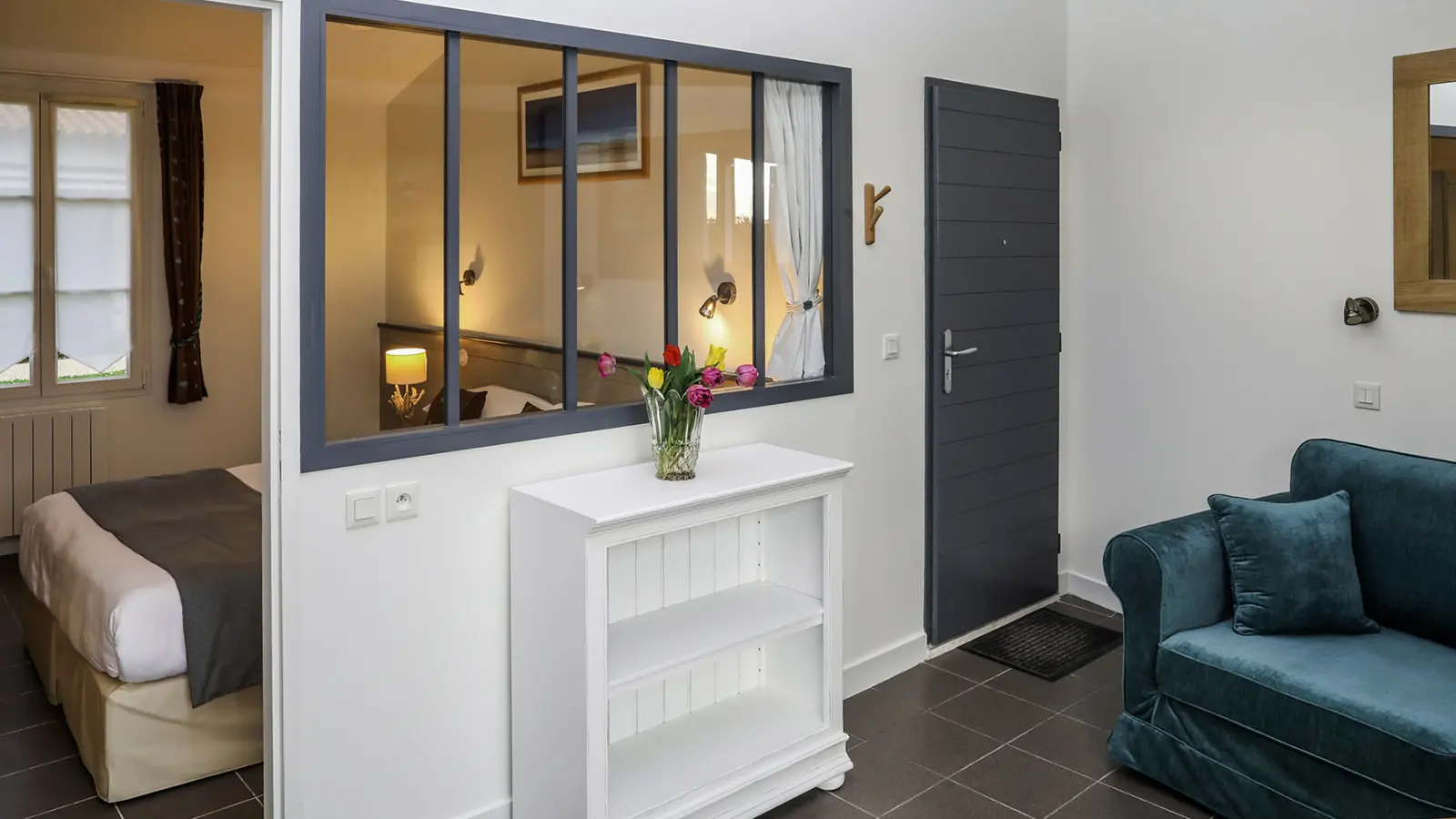 Salon et chambre de la suite « Côté mer »