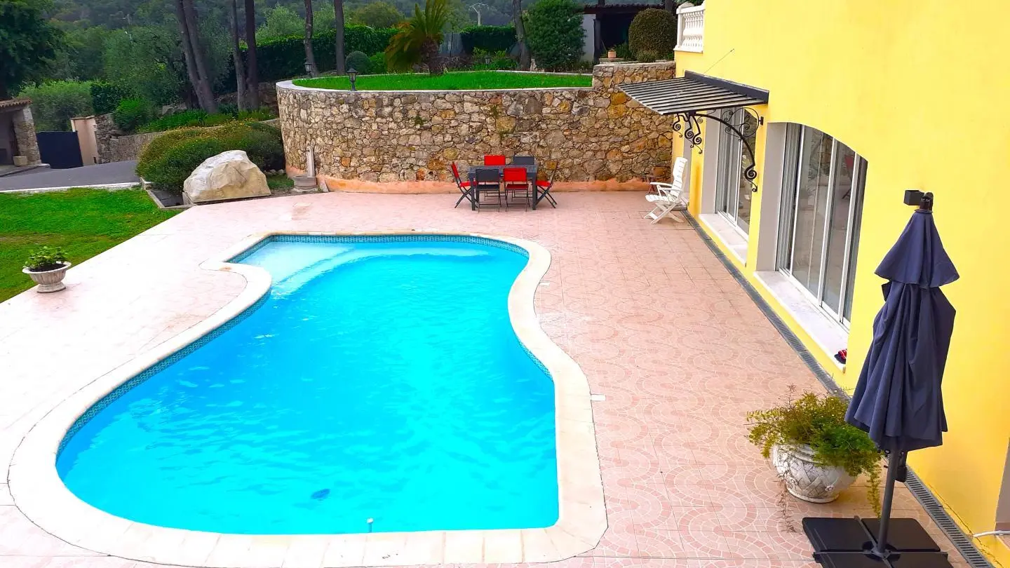 Villa Reflets du Sud - Piscine - Gîtes de France Alpes-Maritimes