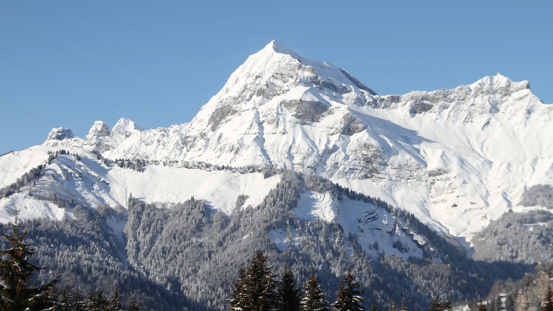 Chalet La Marmotte, Vue sur le Mont Charvin
