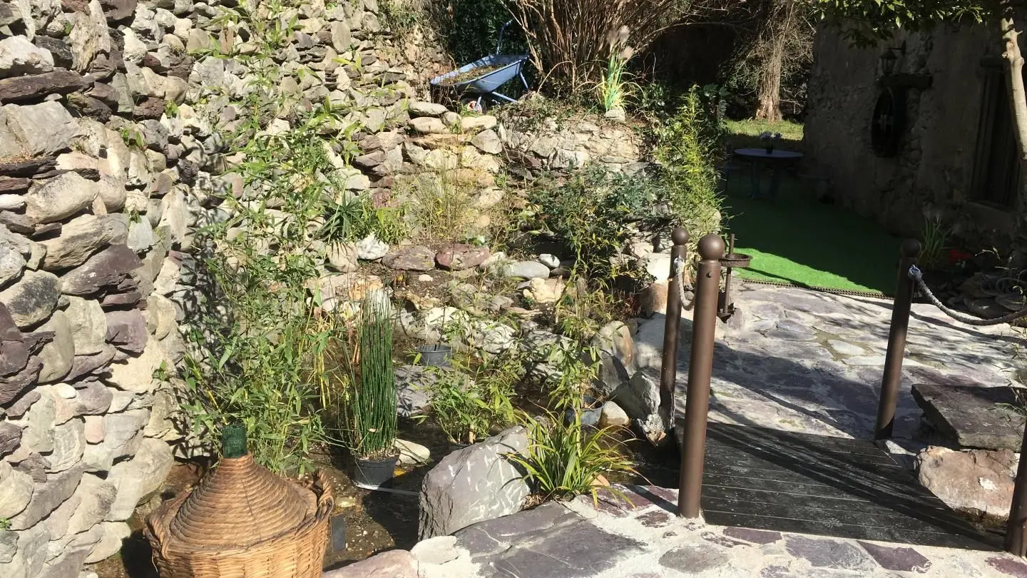 le petit pont Gîte Moulin de la Source labellisé Gîtes de France Alpes-Maritimes à Fontan