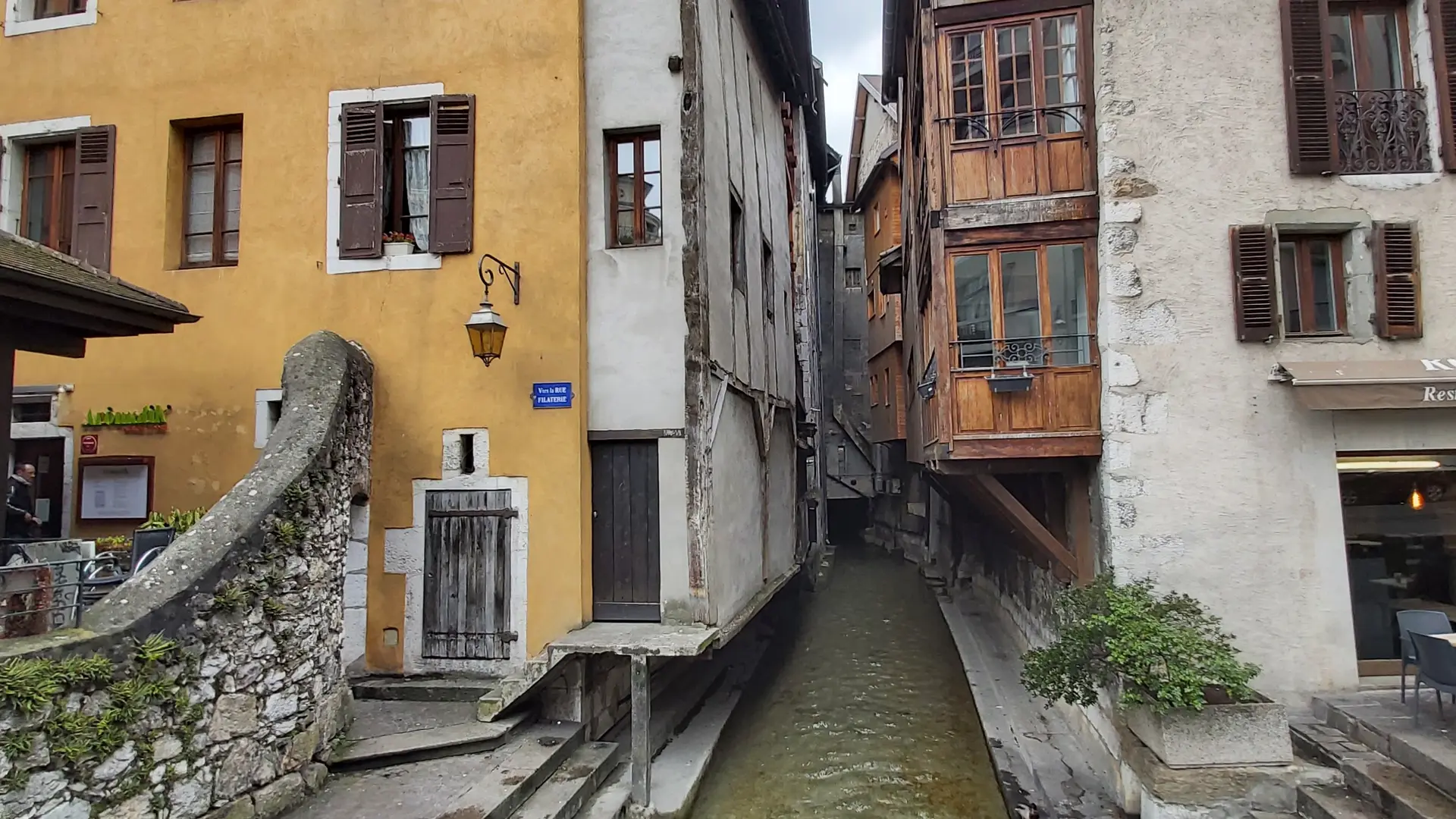 Canal et façades