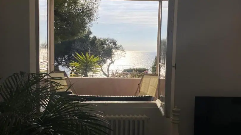 vue mer de bon matin du salon